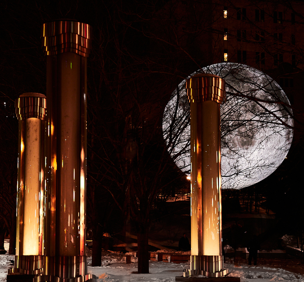 Je vous ai décroché la lune...