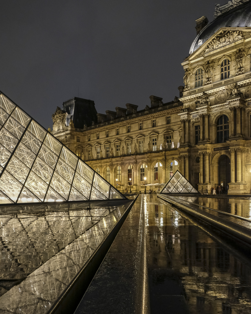 Près du Louvre