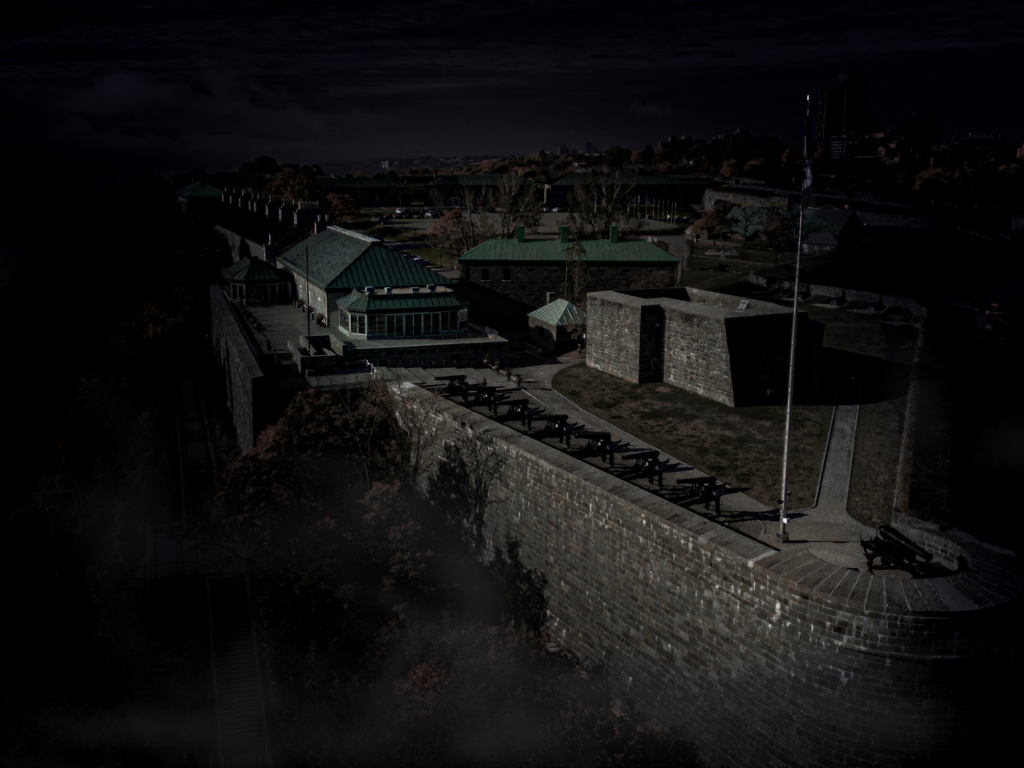 au coin de la forteresse