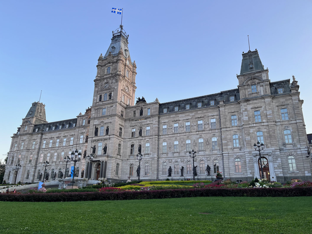 Un autre Parlement