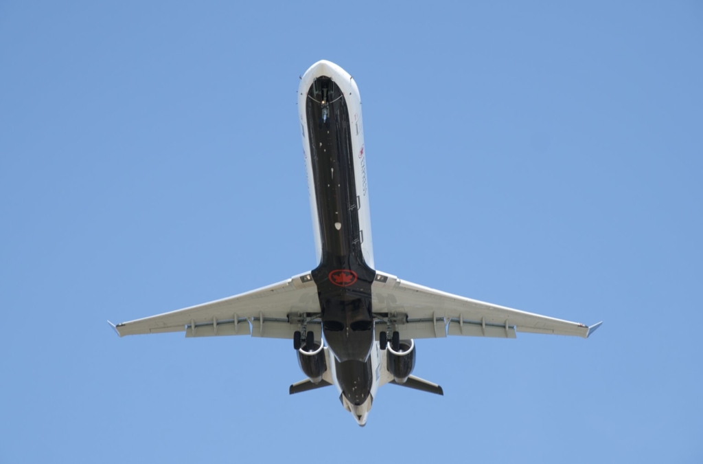 Aéroport de Québec sortie du 16 mai